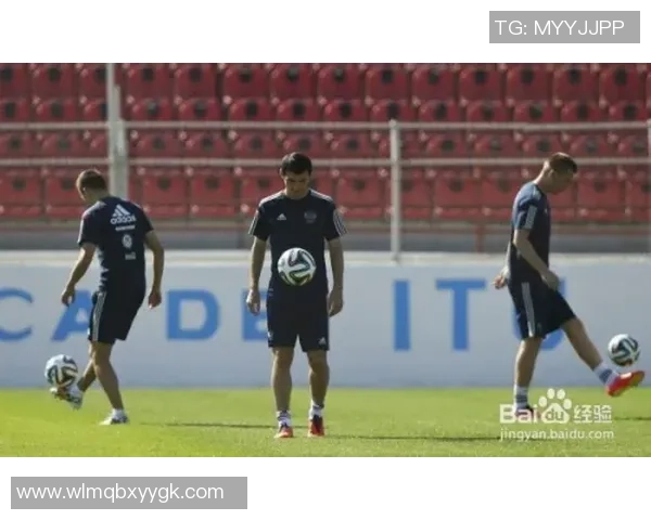 足球这样练提升技巧与体能的全面训练方法分享 足球这样练提升技巧与体能的全面训练方法分享